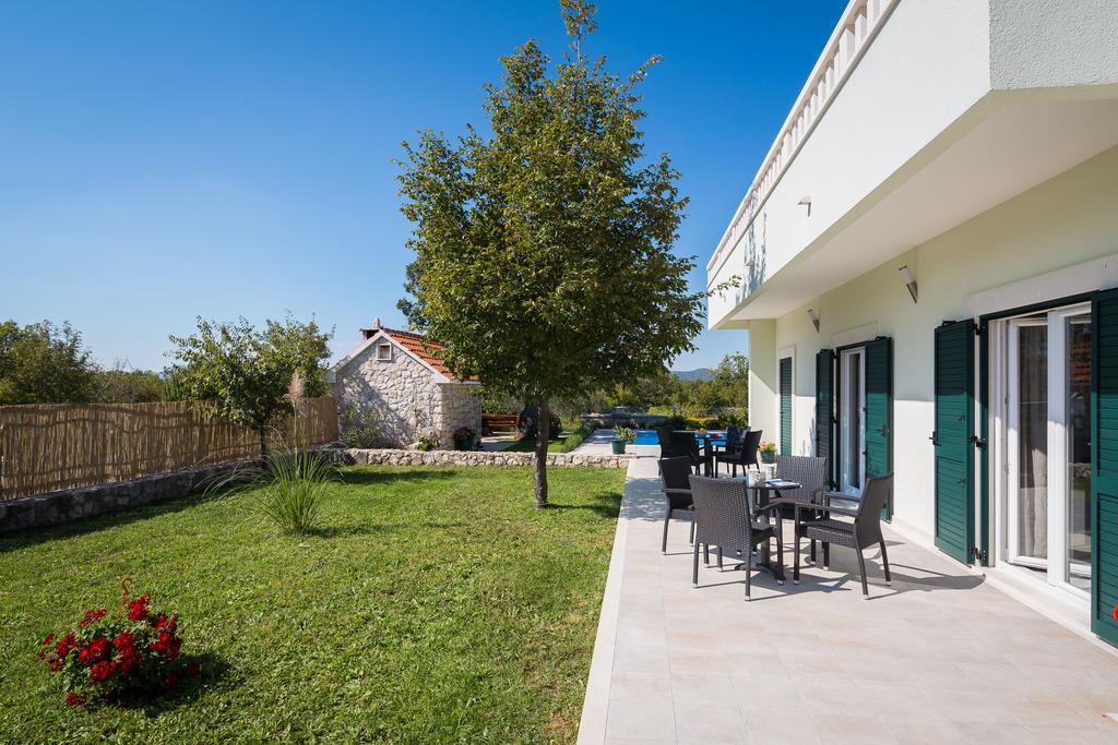 Villa Mery Šestanovac Exteriér fotografie